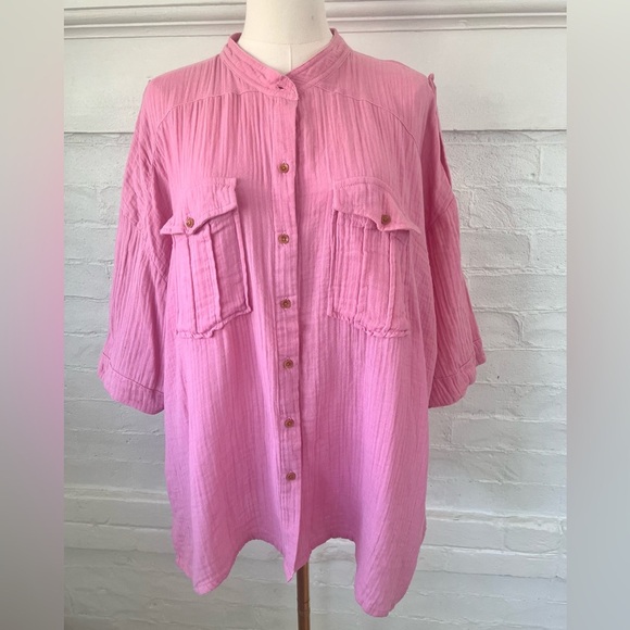 Acacia Swimwear Van Shirt in Sweet Pea Pink Gauze Organic Cotton Button Down - Picture 3 of 12